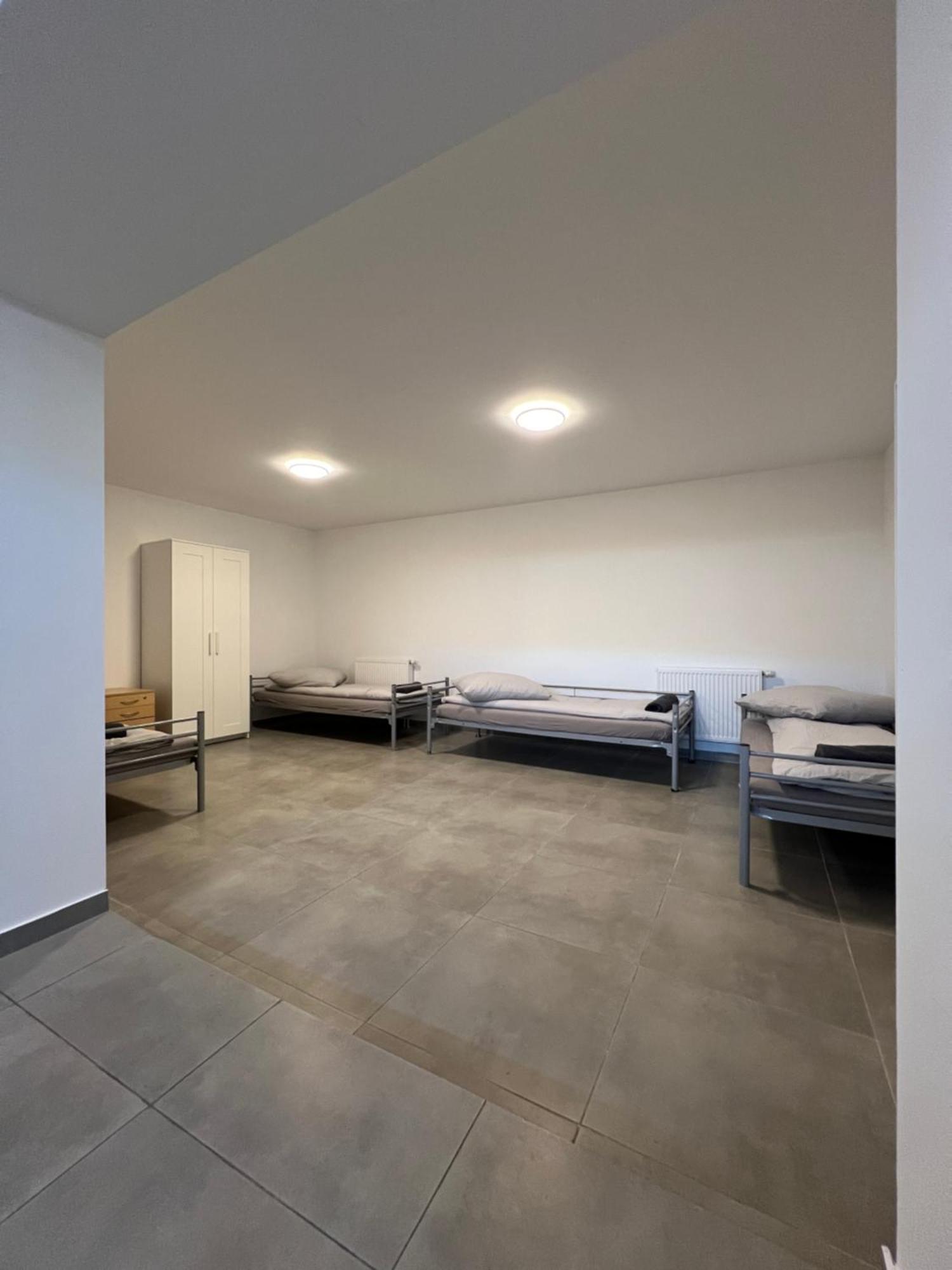 Mieterlux Frankfurt Heusenstamm Hotel Bagian luar foto