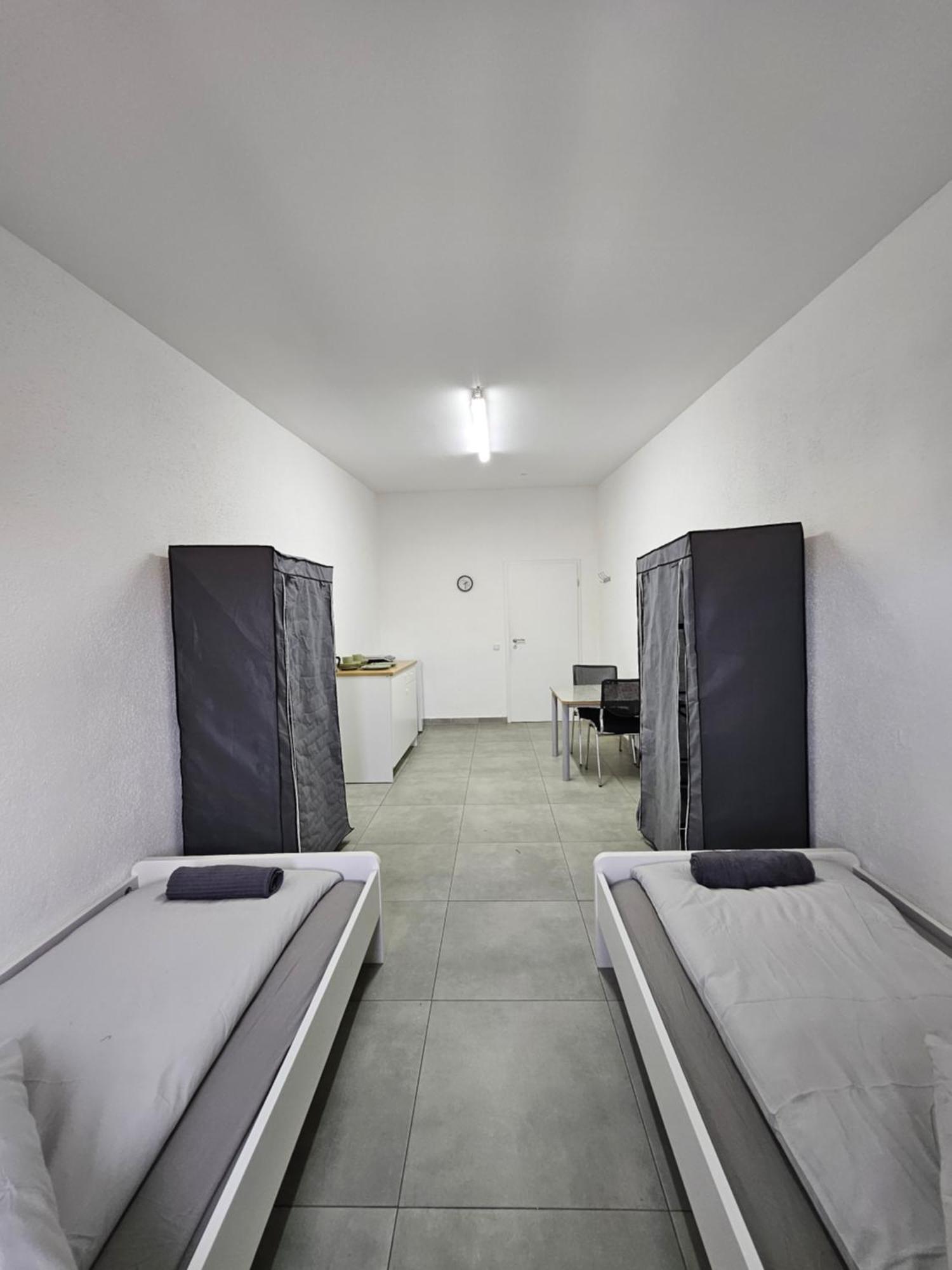 Mieterlux Frankfurt Heusenstamm Hotel Bagian luar foto